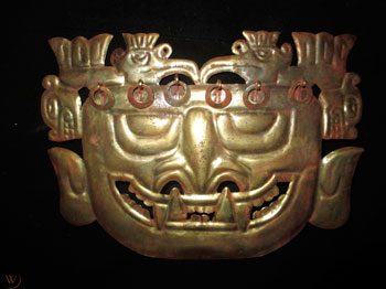 Masque mortuaire en tumbaga d'un guerrier Mochica